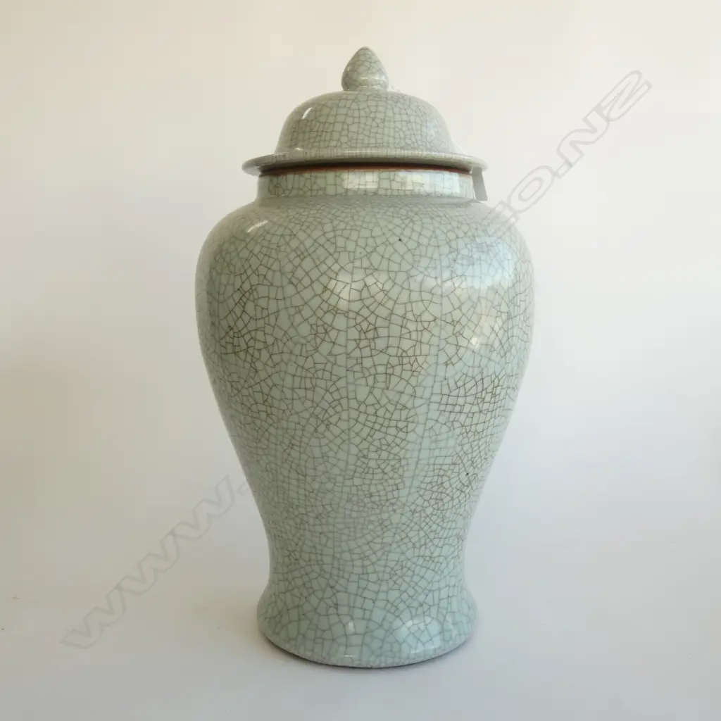 LARGE LIDDED GINGER JAR; CRACKLE GLAZE H.500mm Image 1++