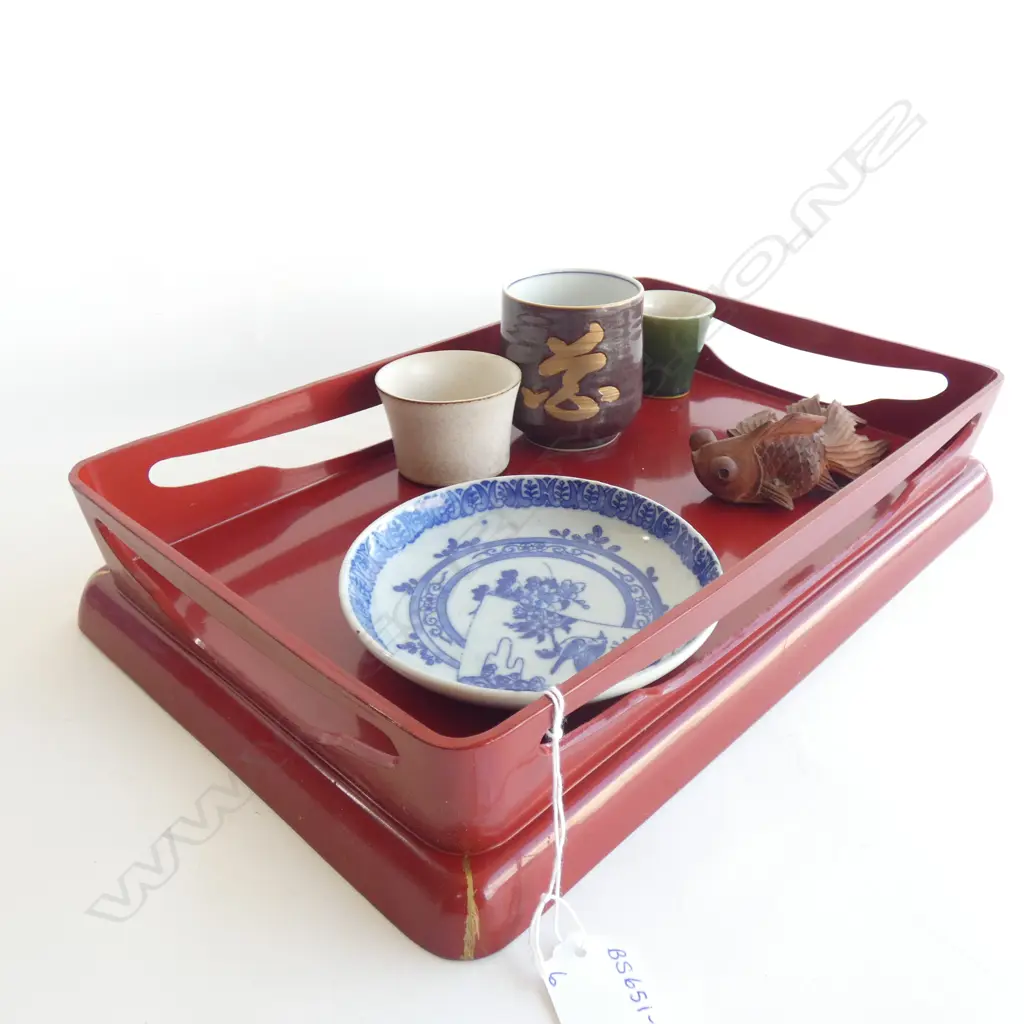ORIENTAL RED TRAY (225 X 350MM) & CONTENTS; 3 TEACUPS / DISH & WOODEN FISH Image 1++