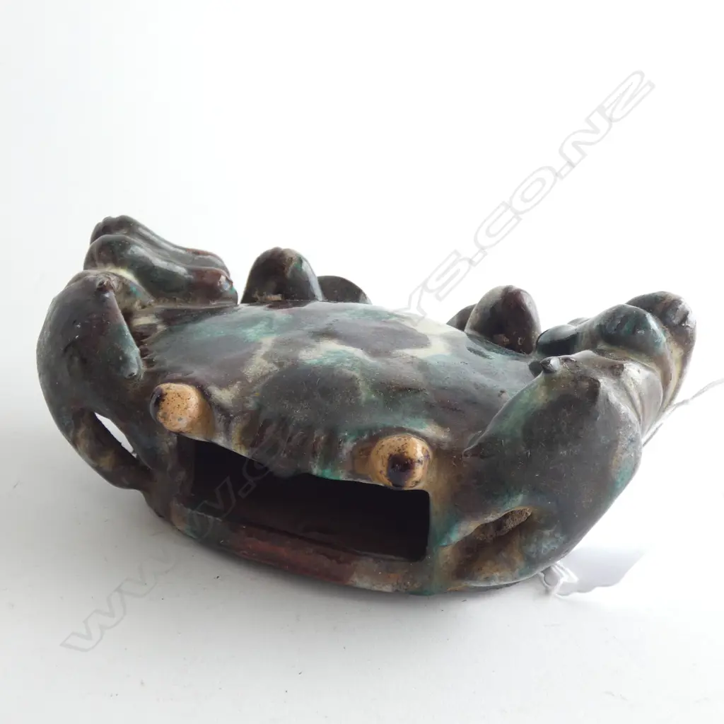 PR GREEN POTTERY FROGS L 215MM + PAINTED POTTERY CRAB L 180MM Image 1++