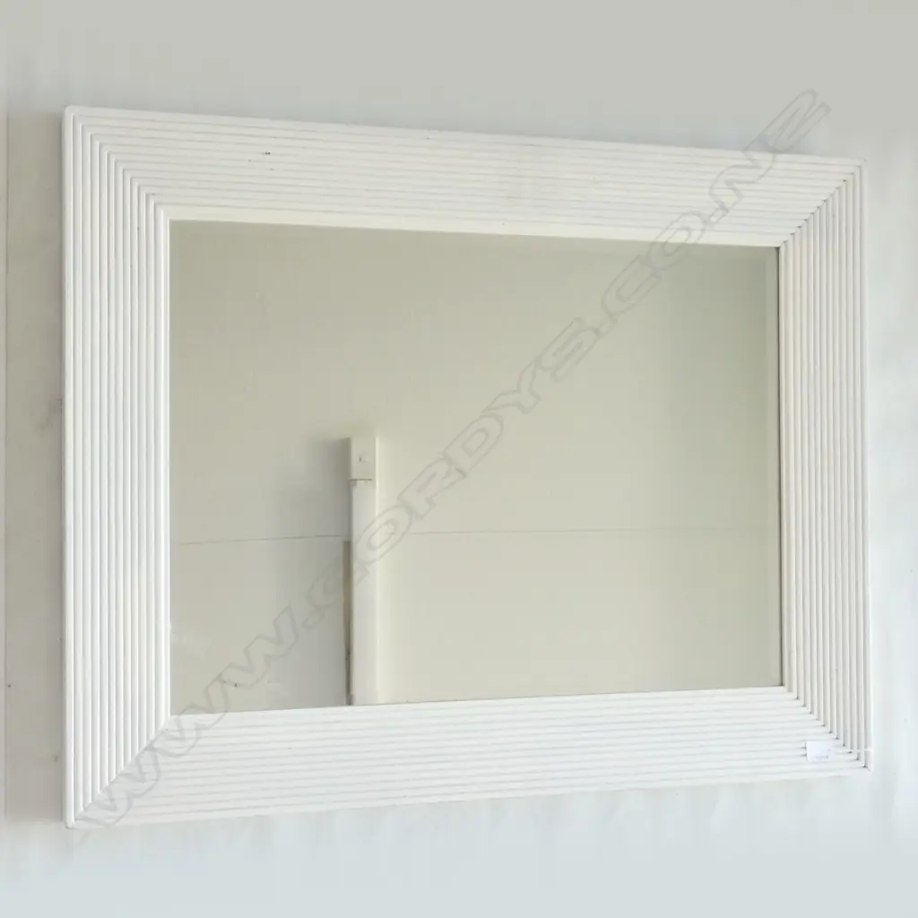LARGE CONTEMPORARY MIRROR, WHITE FRAME 945x740mm Image 1++