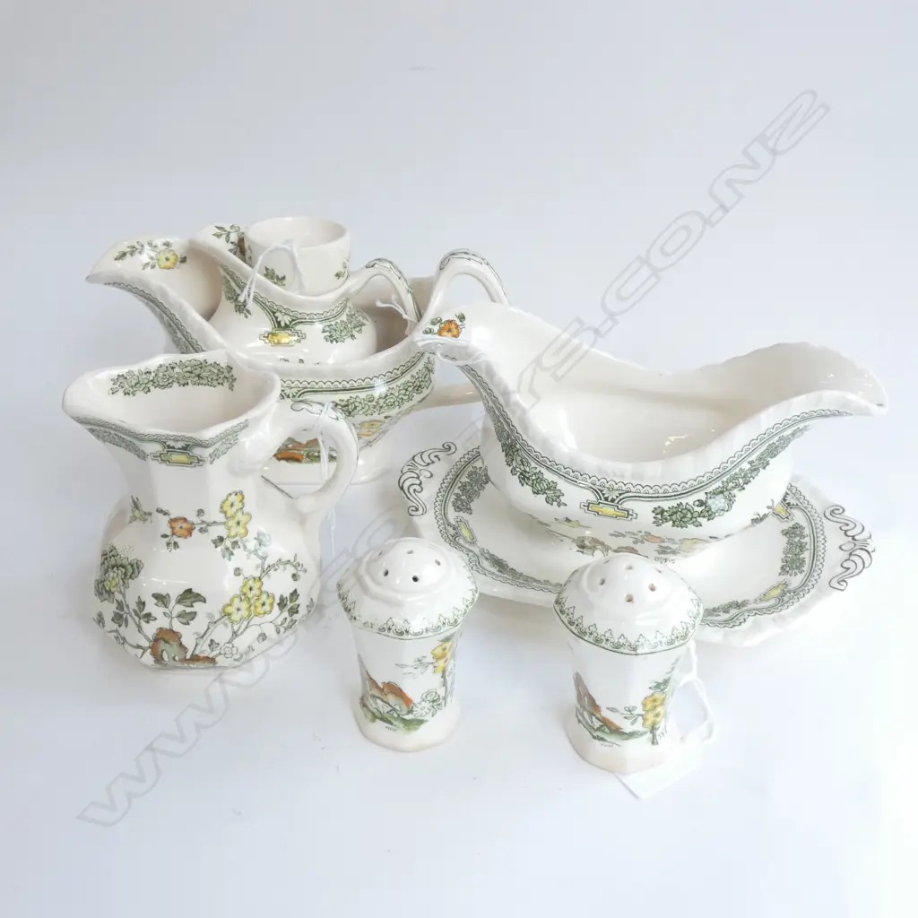 MASON IRONSTONE 2 JUGS 2 SAUCE BOATS S/PEPPER & EGG CUP MANCHU PAT Image 1++