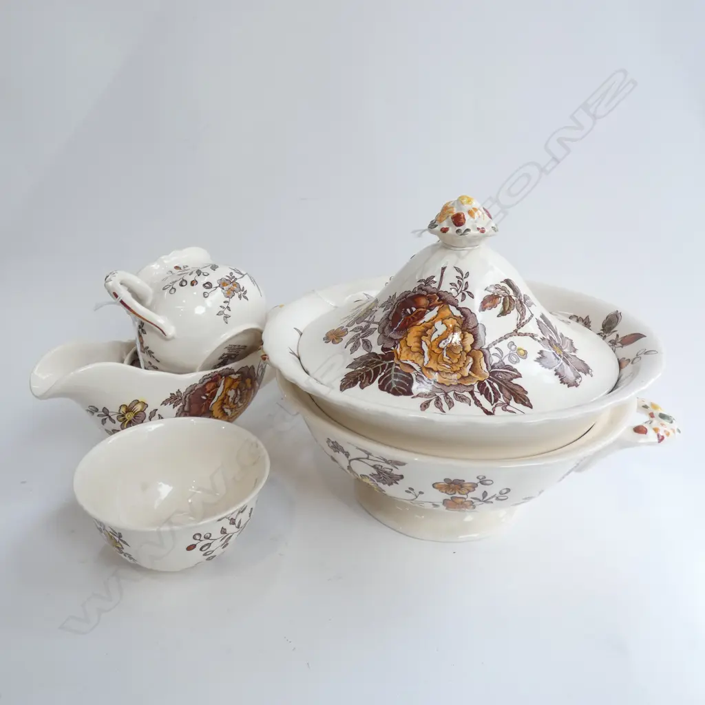 MASON IRONSTONE LIDDED TURREEN BOWL SAUCE JUG  CREAM  SUGAR & DISH CHANTILLY PAT Image 1++