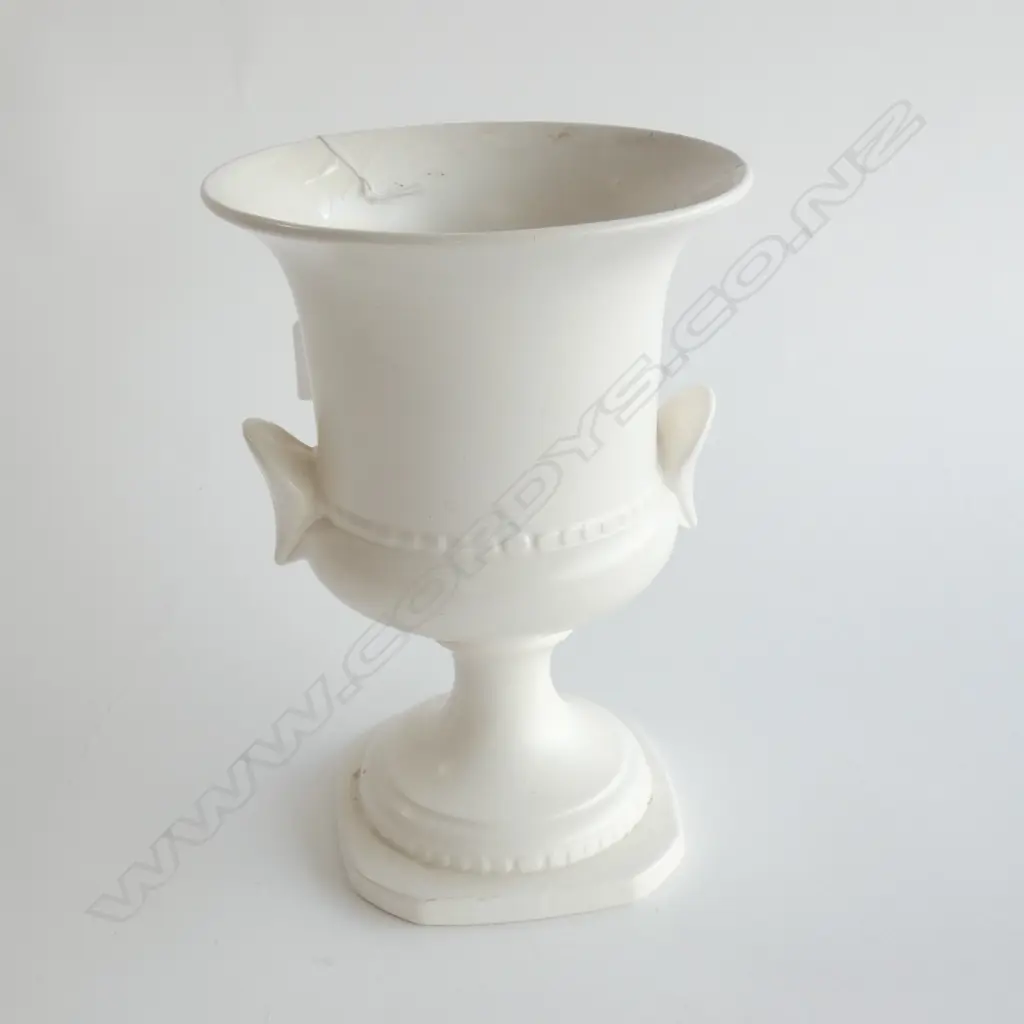 WHITE CROWN LYNN URN VASE #999 H.245mm Image 1++