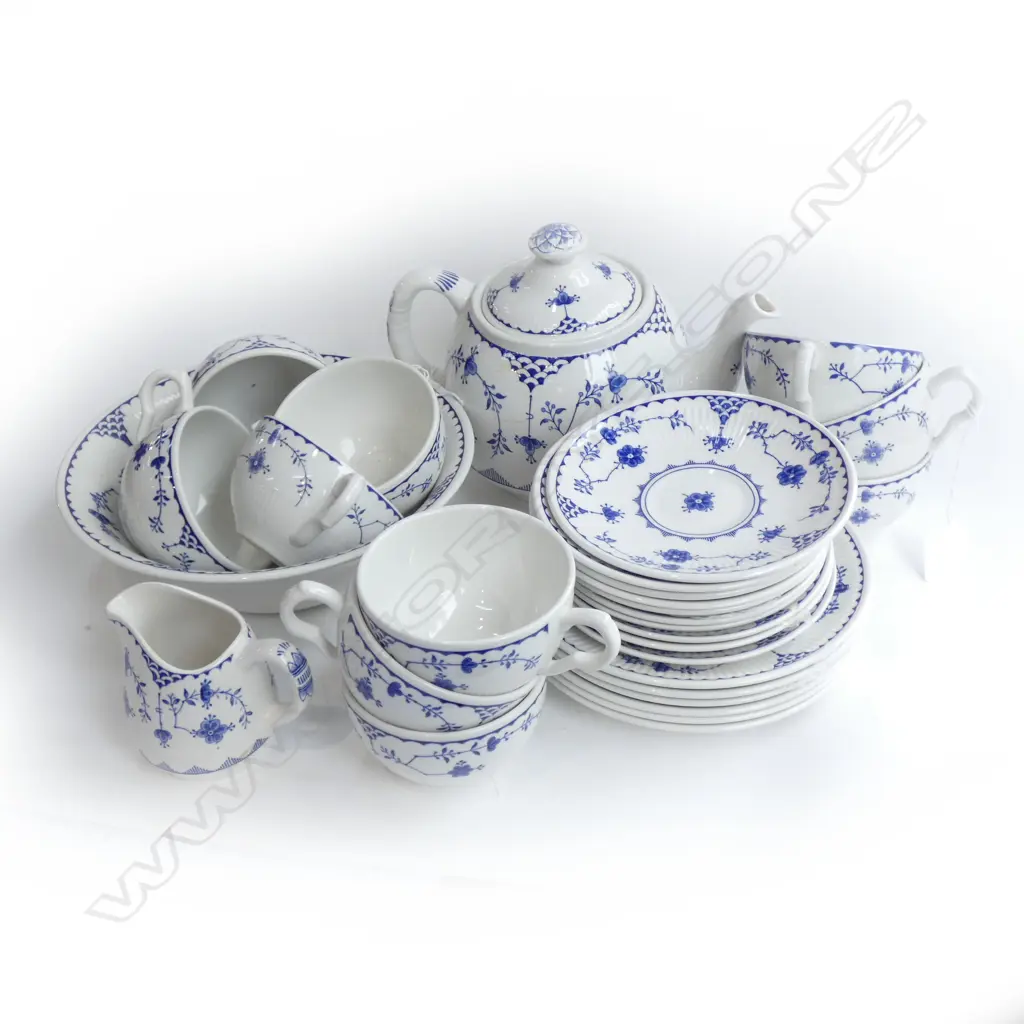 MASON IRONSTONE DENMARK BLUE TEASET & BOWL Image 1++