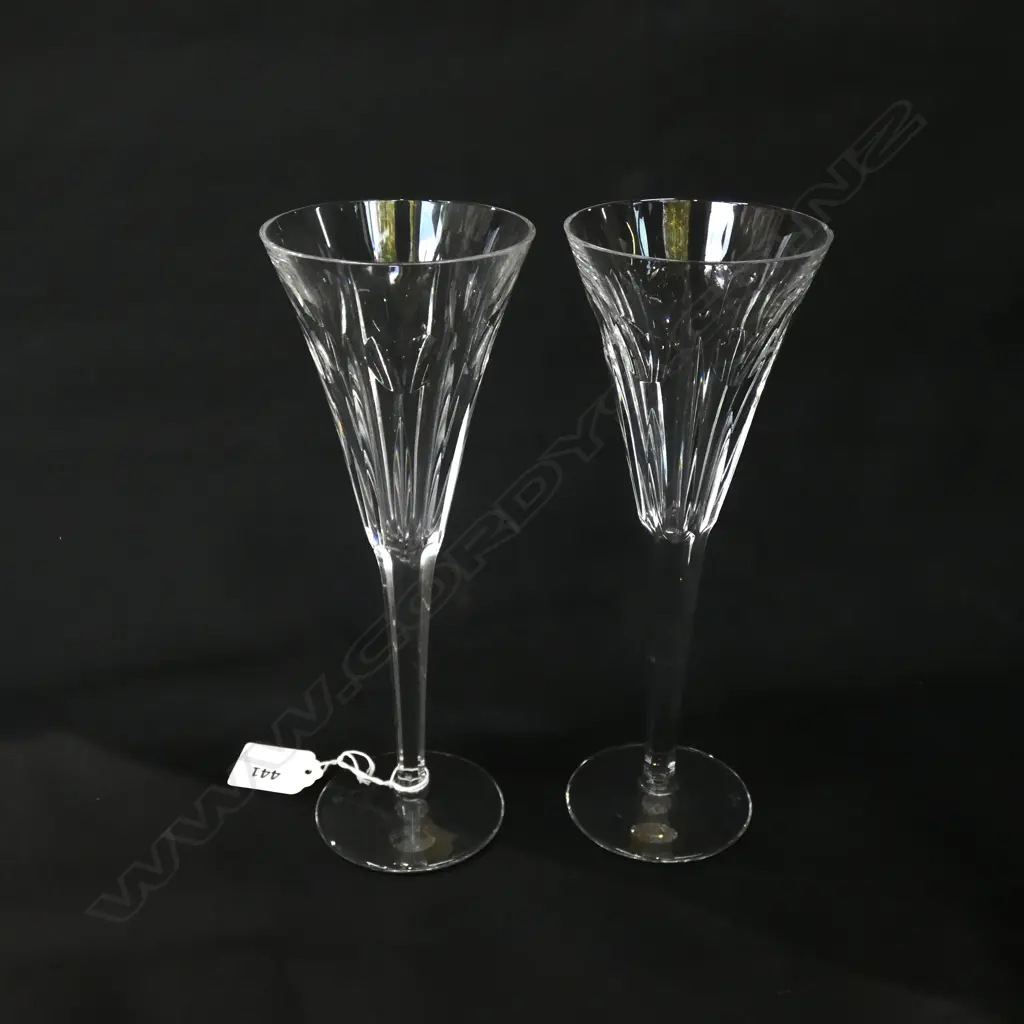 PR LG LOVE HEARTS WATERFORD CRYSTAL CHAMPAGNE TOASTING FLUTES - ONE A/F H. 232MM Image 1++