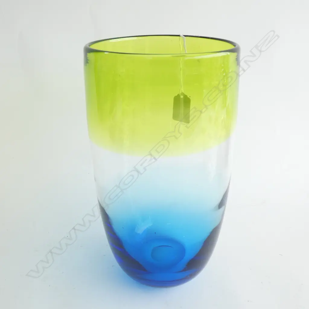 LG HANDBLOWN ART GLASS VASE; CHARTREUSE & BLUE - PONTIL MARK TO BASE  H. 275MM Image 1++