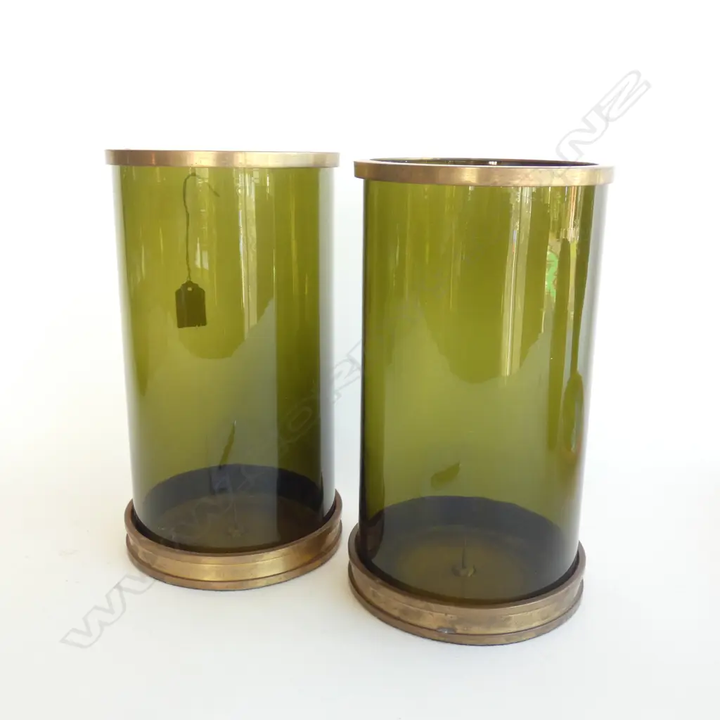 PR GREEN GLASS HURRICANE LAMPS H.285mm Image 1++