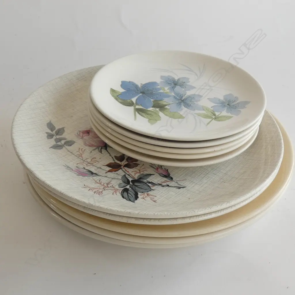 STACK 10 CROWN LYNN DINNER & SIDE PLATES VARIOUS PATTERNS  Image 1++