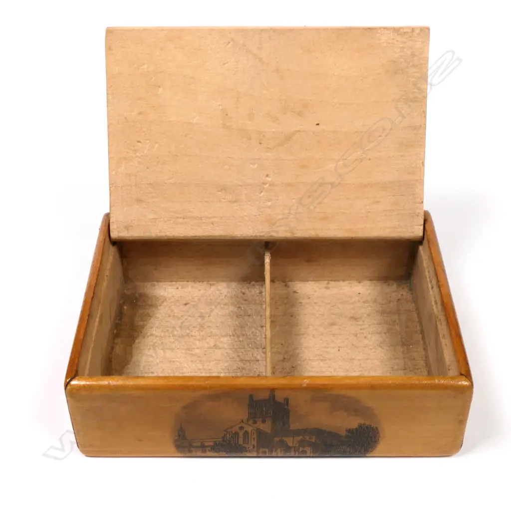 Mauchline Ware Double Stamp Compartment Stamp Box, Image 1++