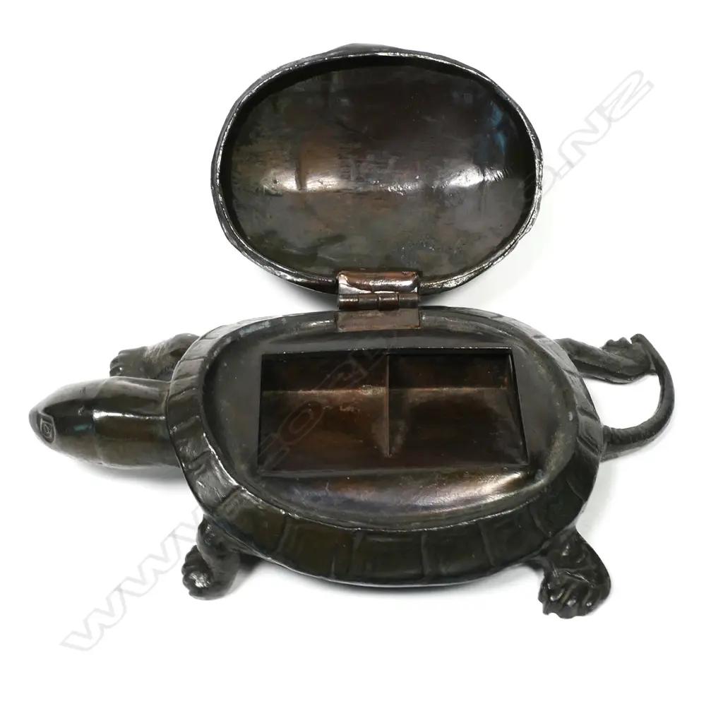 Novelty Large Cast Metal Double Stamp Compartment in the shape of a Turtle, Image 1++