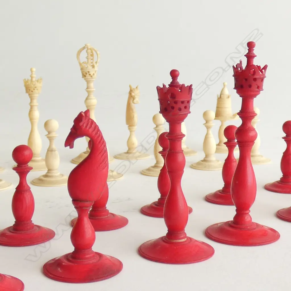 SM IVORY CHESS SET PIECES A/F  H. 77MM Image 1++