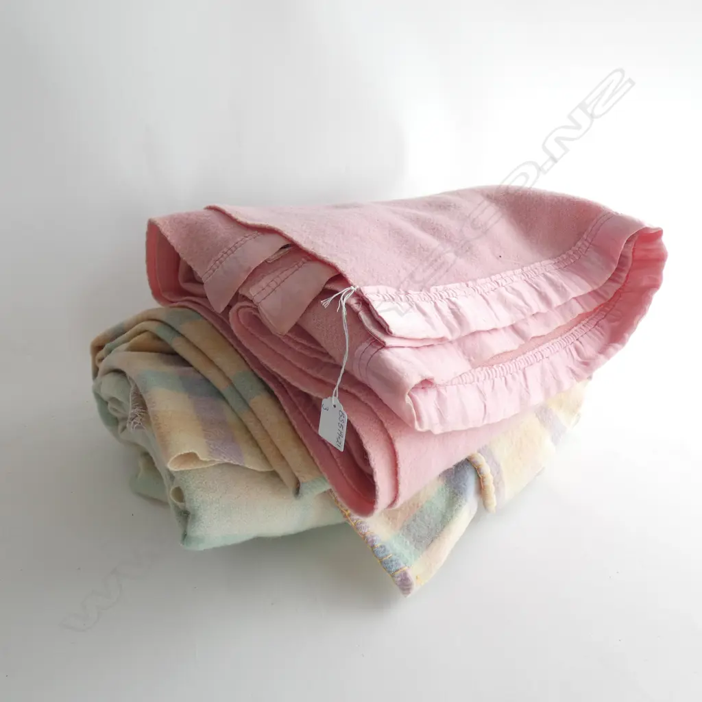 3 NZ WOOL BLANKETS; 1 DOUBLE PINK & 2 SINGLE CHECK Image 1++