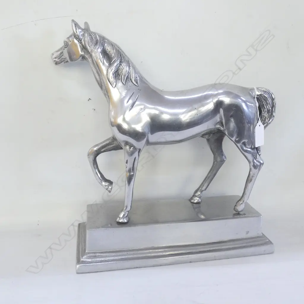 SILVER METAL STALLION ON BASE H.340mm Image 1++