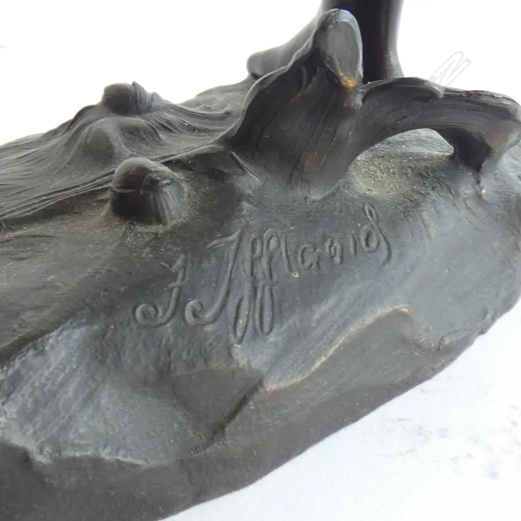 BRONZE FINISH SPELTER FIGURINE - BOY WITH BAT & BALL - SIGNATURE TO BASE H. 370MM Image 1++