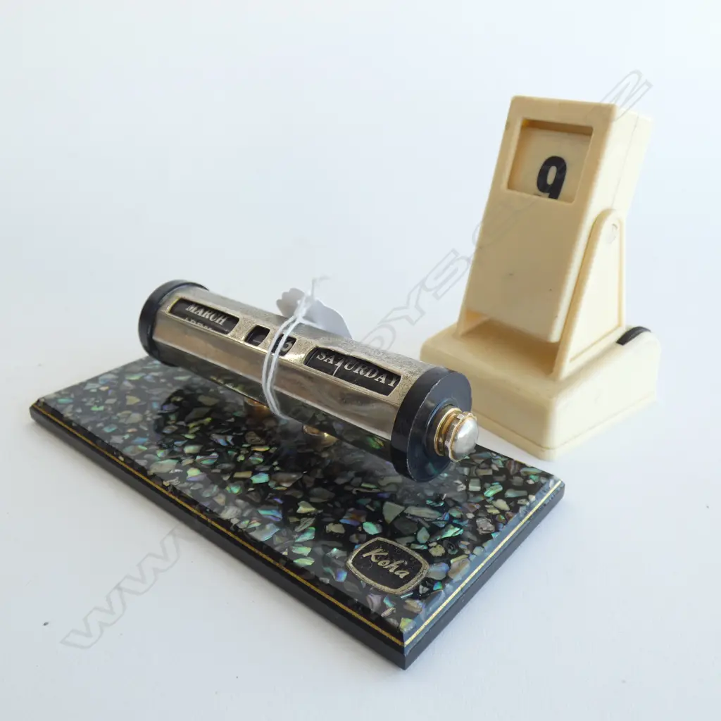  2 VINTAGE PERPETUAL DESK CALENDARS Image 1++