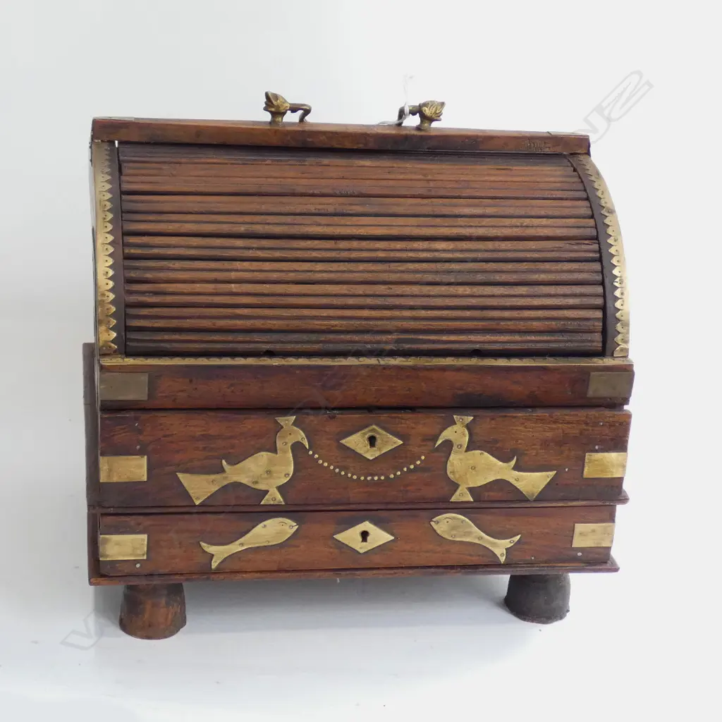 SMALL TEAK ROLL TOP BOX W.320mm Image 1++