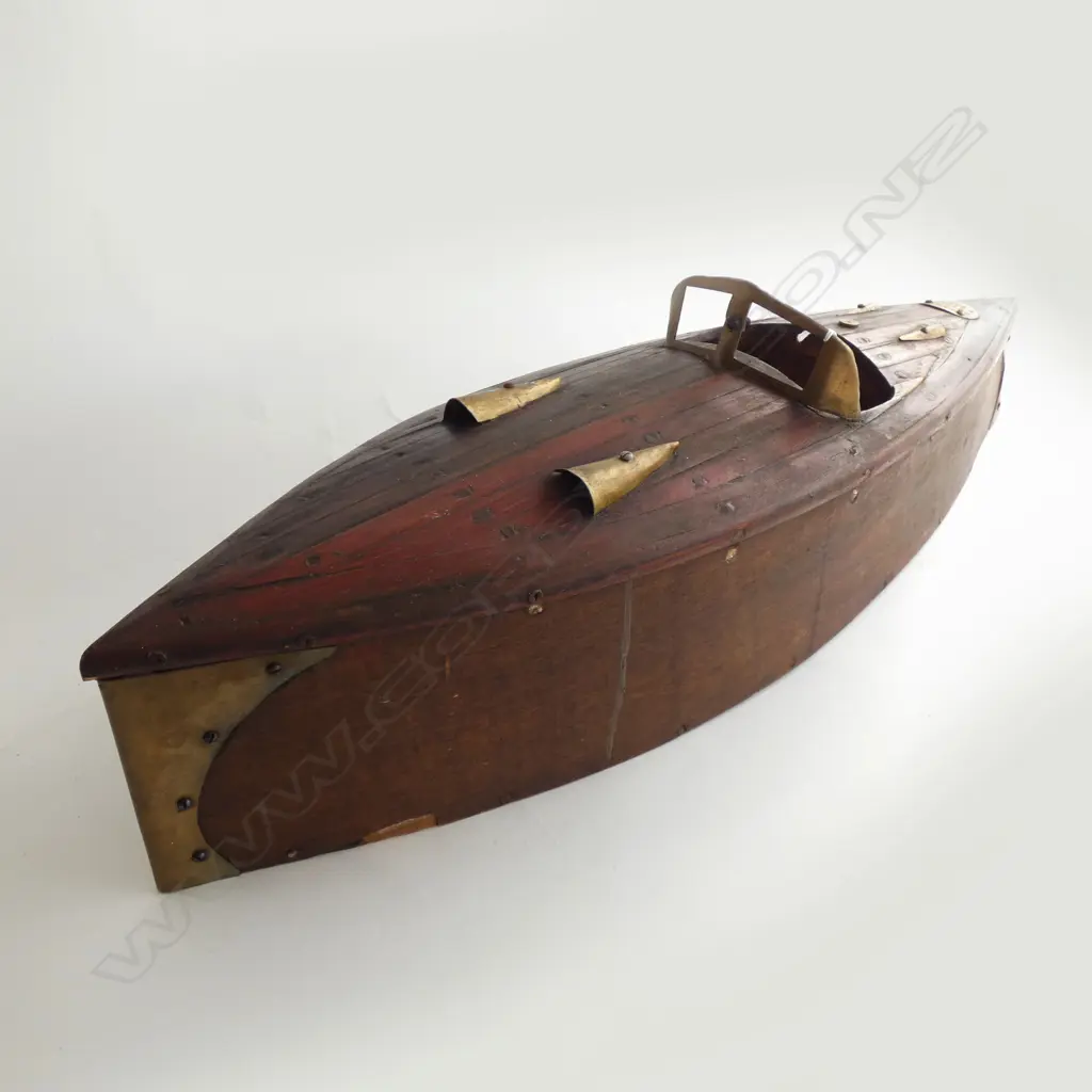 TOM PETRUSSON BOAT MODEL L.930mm Image 1++