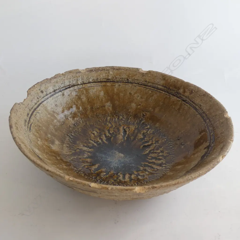 LEN CASTLE BOWL CHIPPED RIM 305mm dia Image 1++