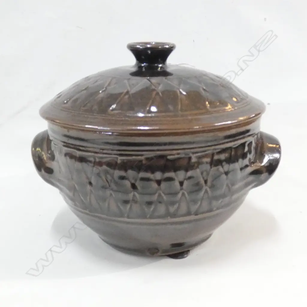 MIREK SMISEK LIDDED CASSEROLE H 200 X140 MM POTTERS STAMP Image 1++