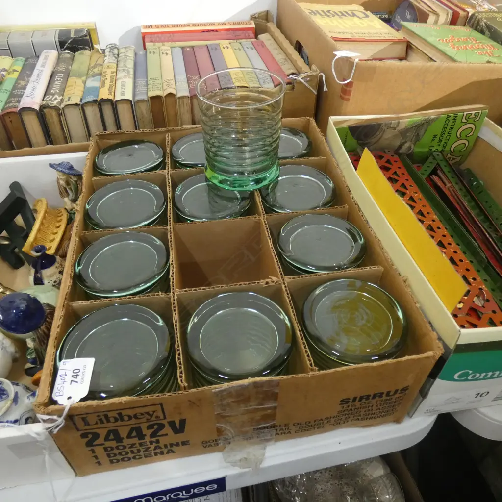 BOX LOT 12 LIBBEY USA DRINKING GLASSES  Image 1++