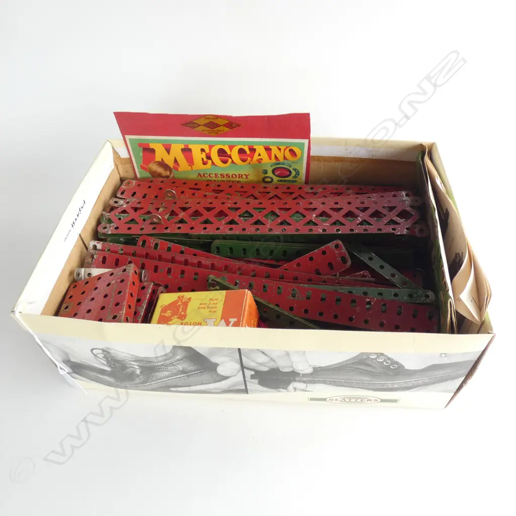 BOX LOT MECCANO  Image 1++