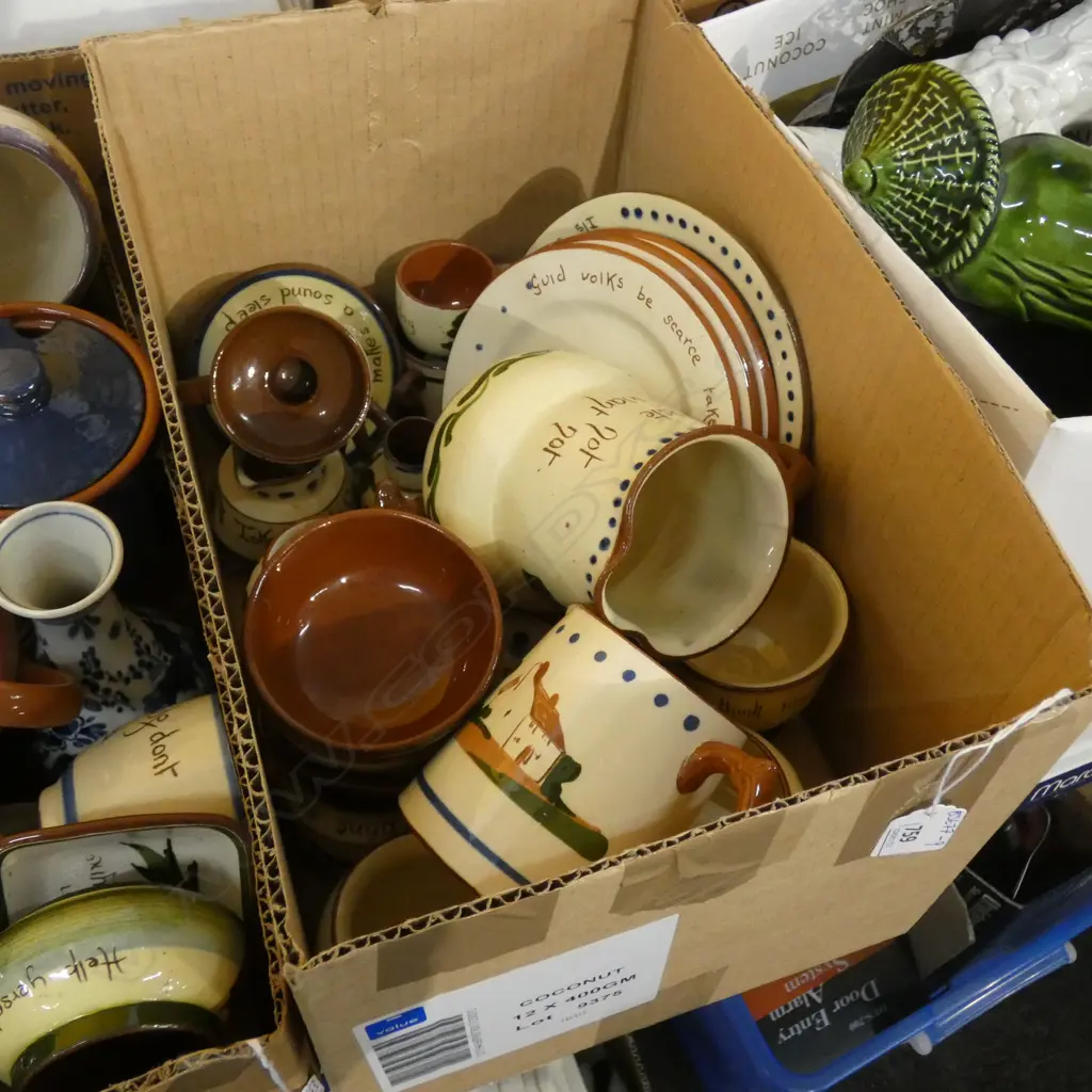 BOX LOT ASST CHINA; ROYAL DOULTON; TORQUAY MOTTO WARE / MALING ETC Image 1++