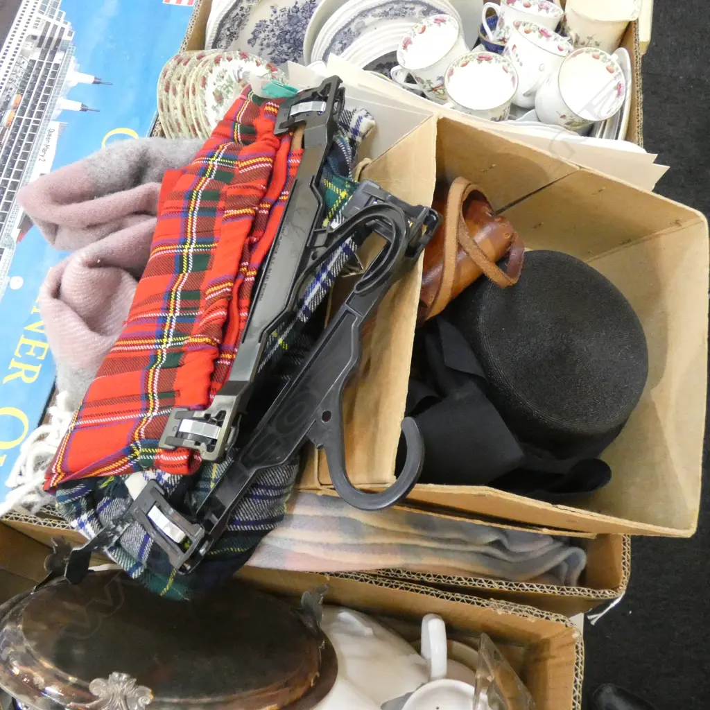 BOX LOT WOOL BLANKETS, KILT SKIRTS Image 1++