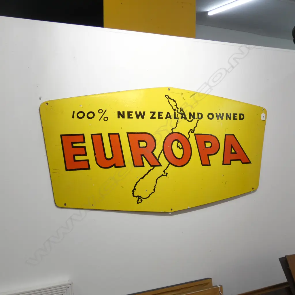 VINTAGE ENAMELLED SIGN '100% NEW ZEALAND OWNED / EUROPA' 1220x580mm Image 1++