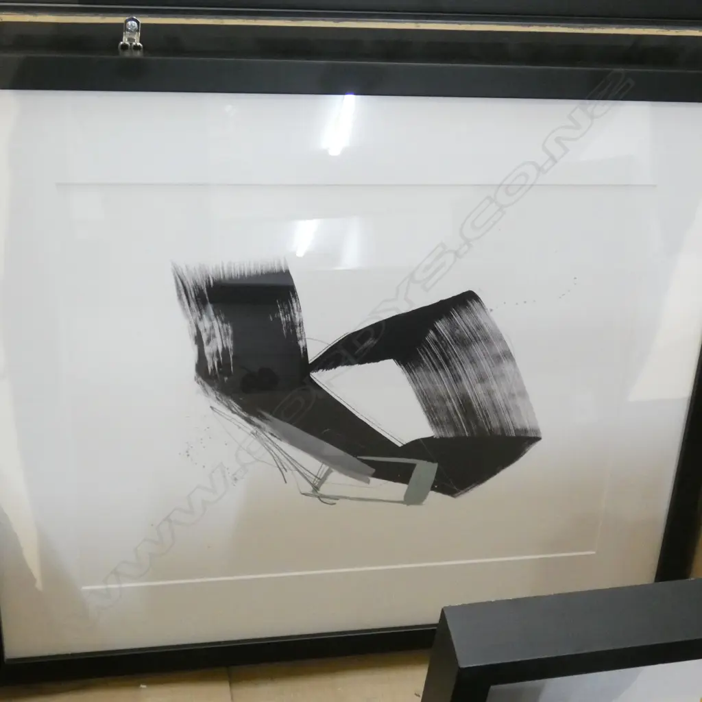 BOX LOT ASST. FRAMED ART PRINTS Image 1++
