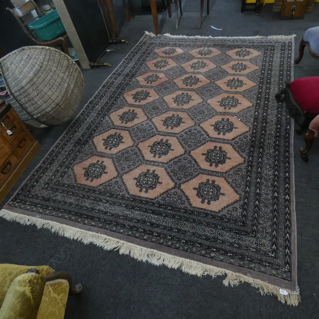 HAND KNOTTED WOOL PILE RUG L 2800 X 1930 MM Image 1++