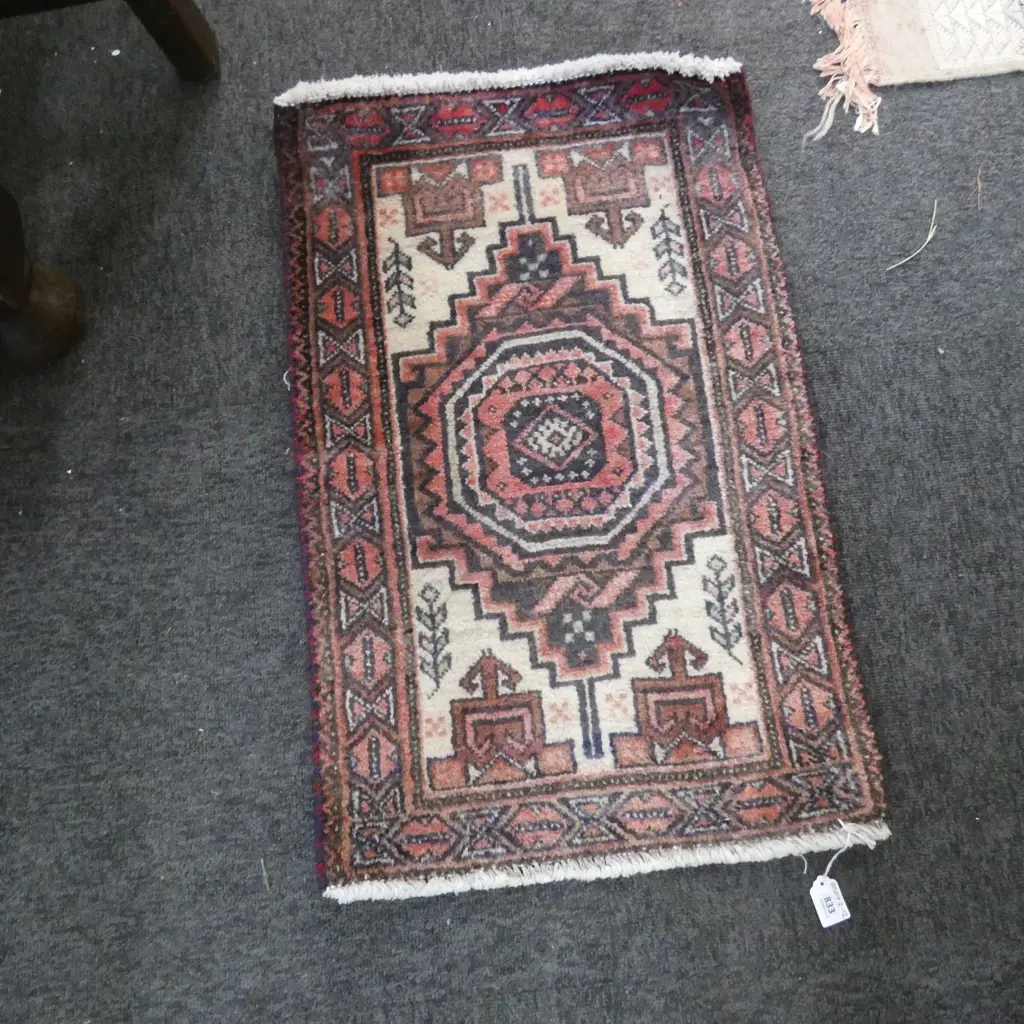 #24M PERSIAN SHARABAK HAND KNOTTED RUG 70 X 45 CM Image 1++