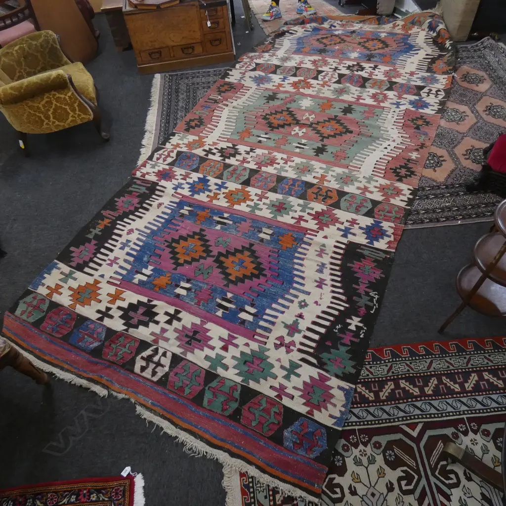LARGE KILIM RUG 3970 X 1700 MM Image 1++