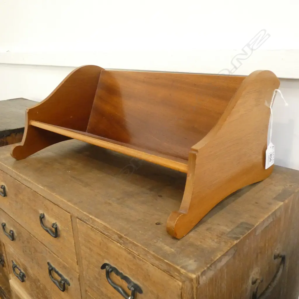WOODEN BOOK STAND L.390mm Image 1++