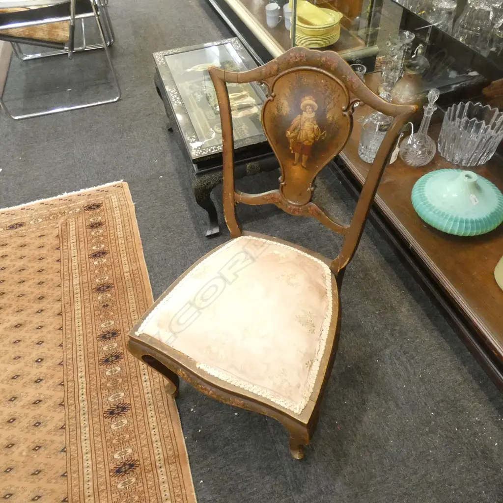 HAND PAINTED VINTAGE CHAIR Image 1++