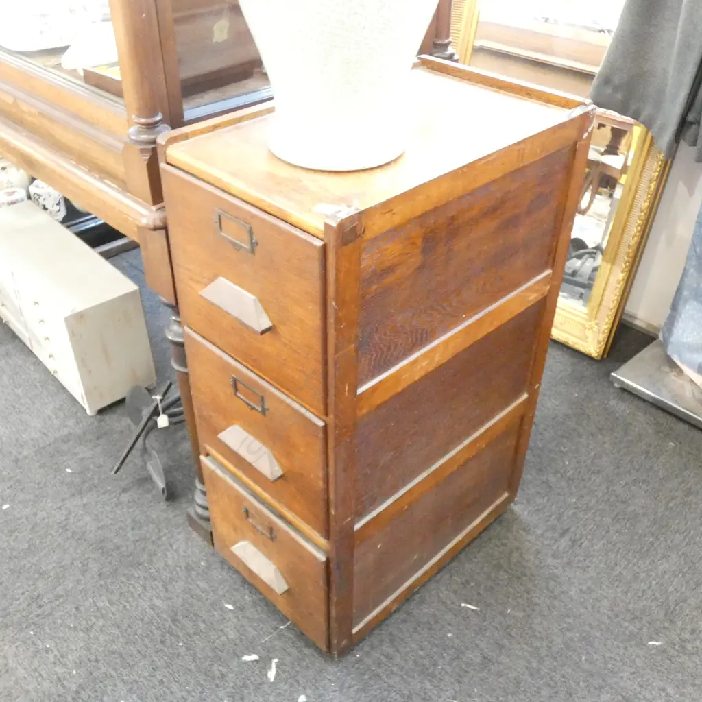 WOODEN 3 DRAWER FILING CABINET... Image 1++