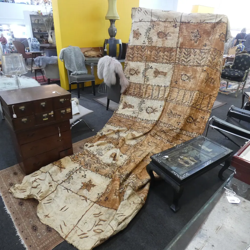LARGE TAPA CLOTH 4.1x1.8m Image 1++