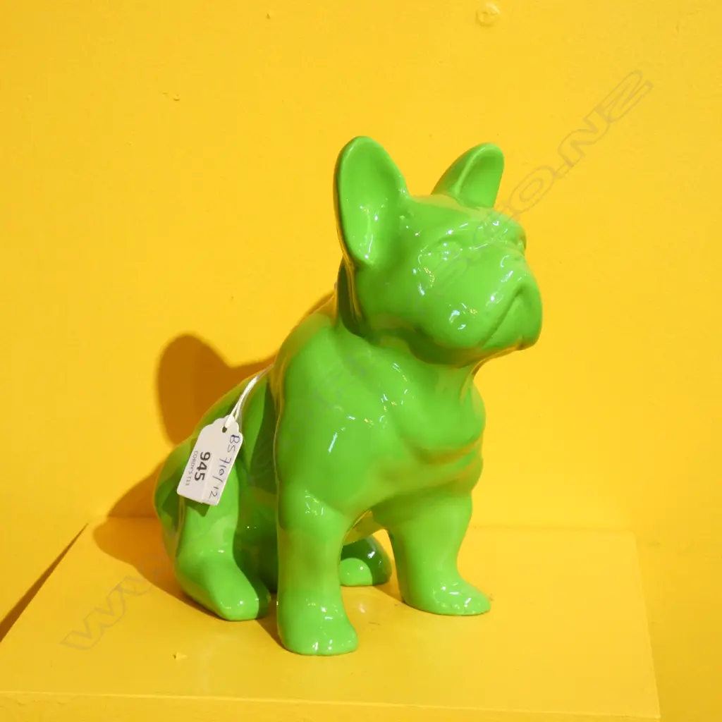 GREEN RESIN DOG H.180mm Image 1++