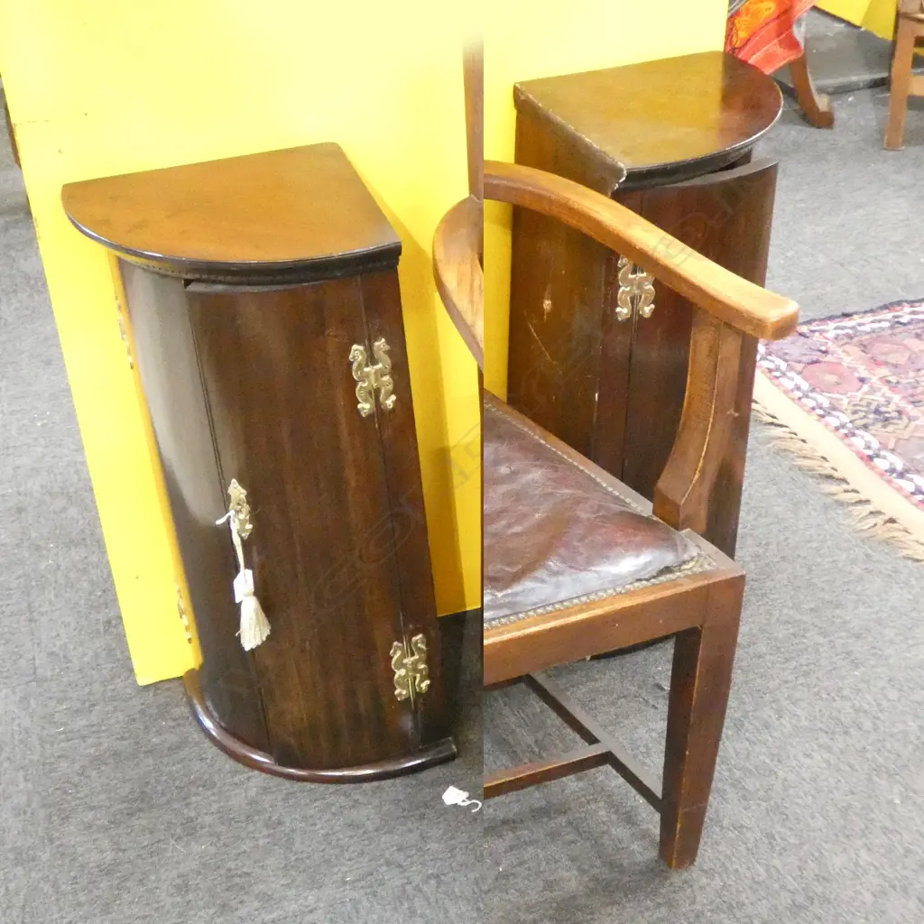 PR SMALL MAHOGANY CORNER CABINETS H.670mm Image 1++