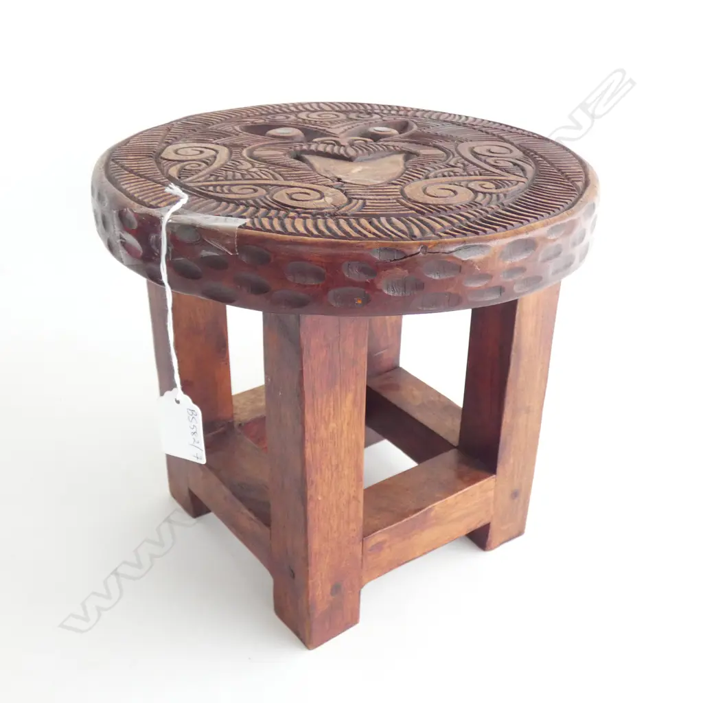 CARVED WOODEN MAORI STOOL 260mm dia Image 1++
