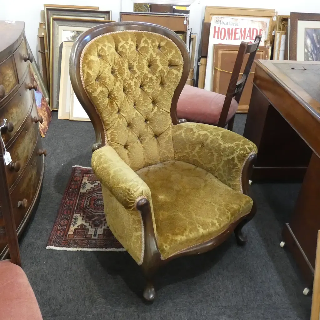 GRAND FATHER CHAIR; BROWN VELVET Image 1++