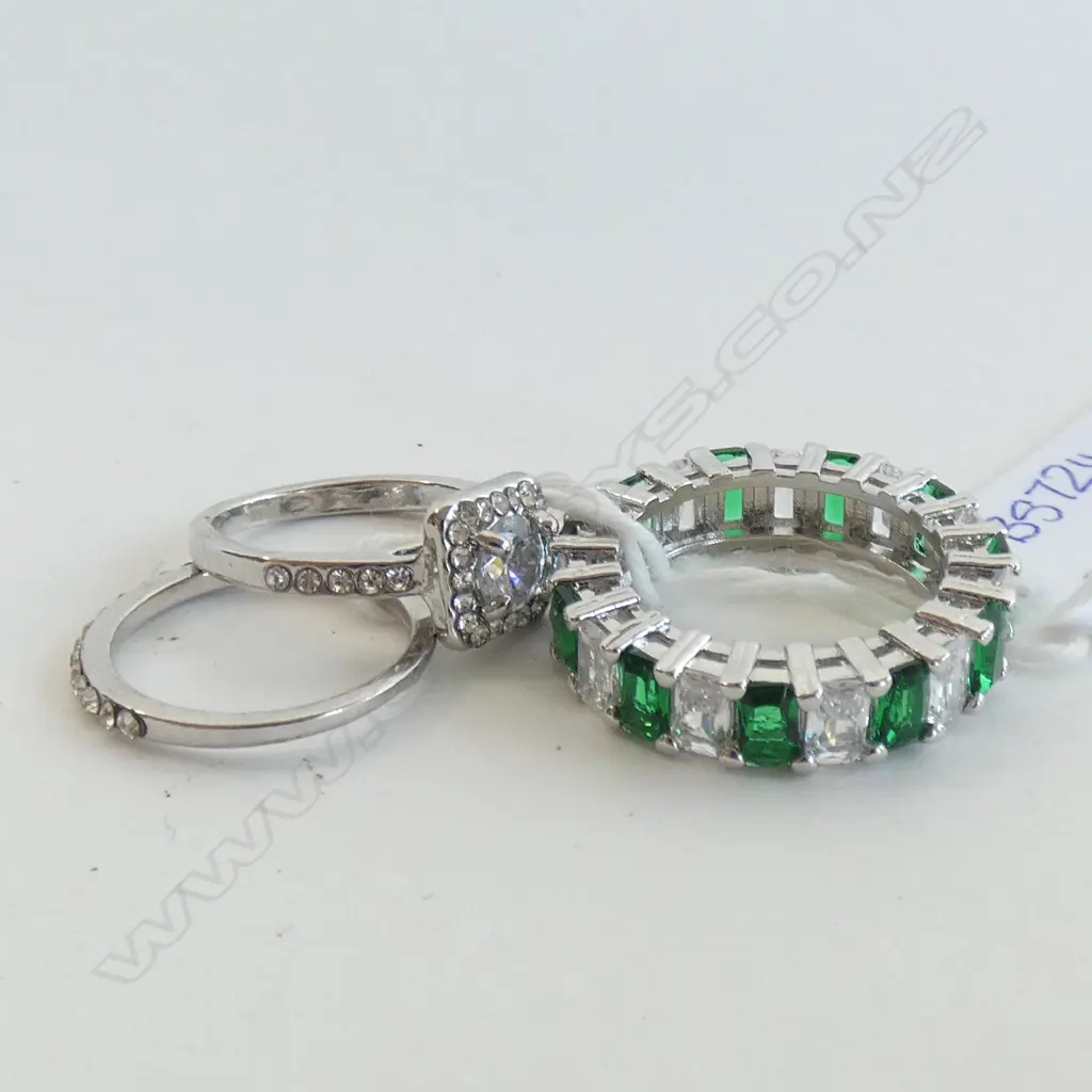 FAUX EMERALD & DIAMOND ETERNITY BAND & FAUX DIAMOND RING SET Image 1++