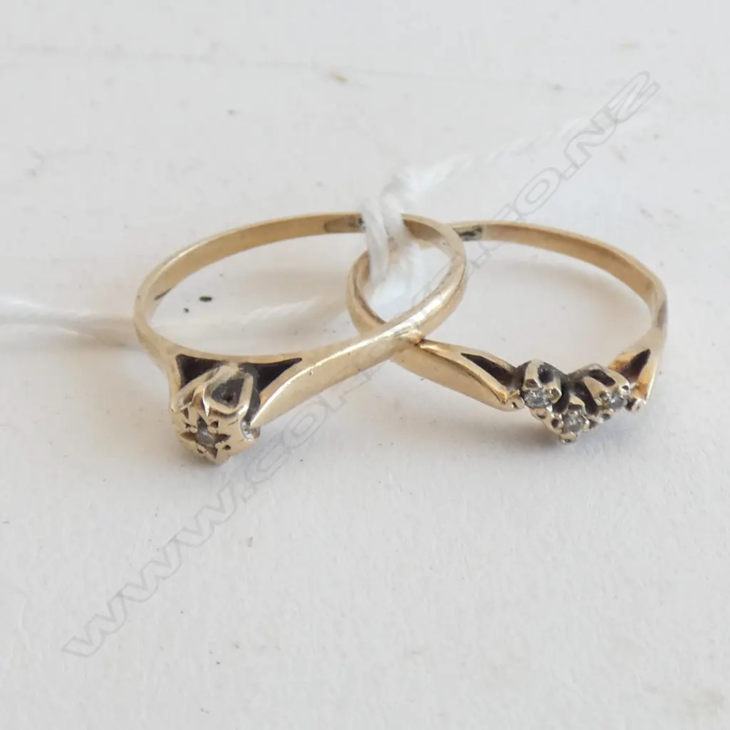 2 9CT GOLD & DIAMOND RINGS 2.1 GRAMS Image 1++