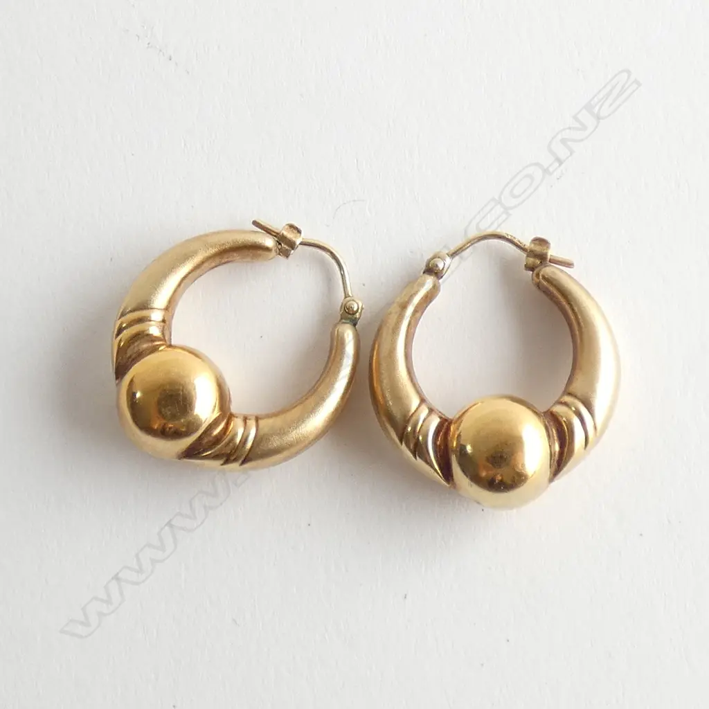 9CT Y/WG HOLLOW FANCY HOOP EARRINGS WEIGHT 3.6 GMS Image 1++