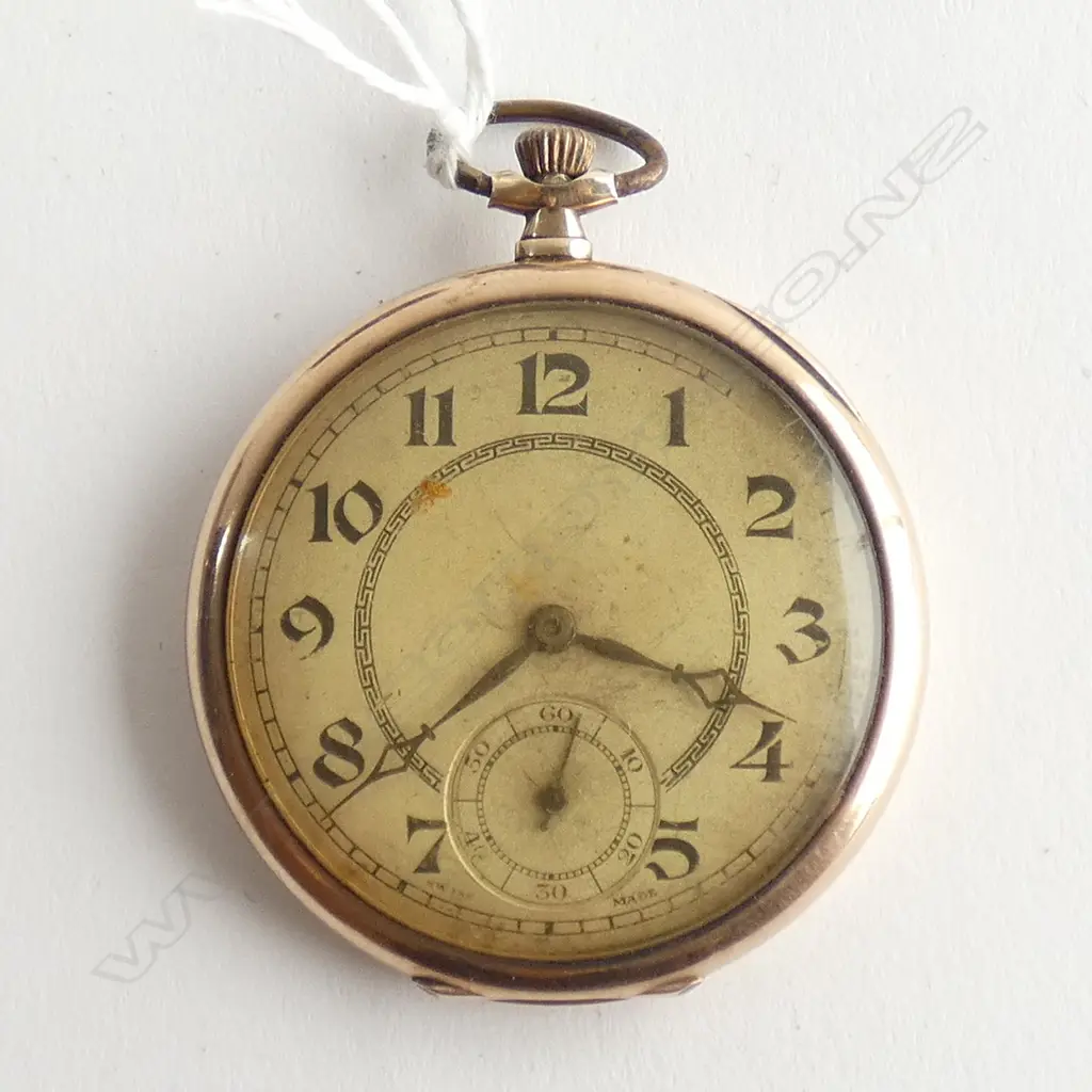 9CT ROSE GOLD POCKET WATCH APPEARS TO BE WORKING Image 1++