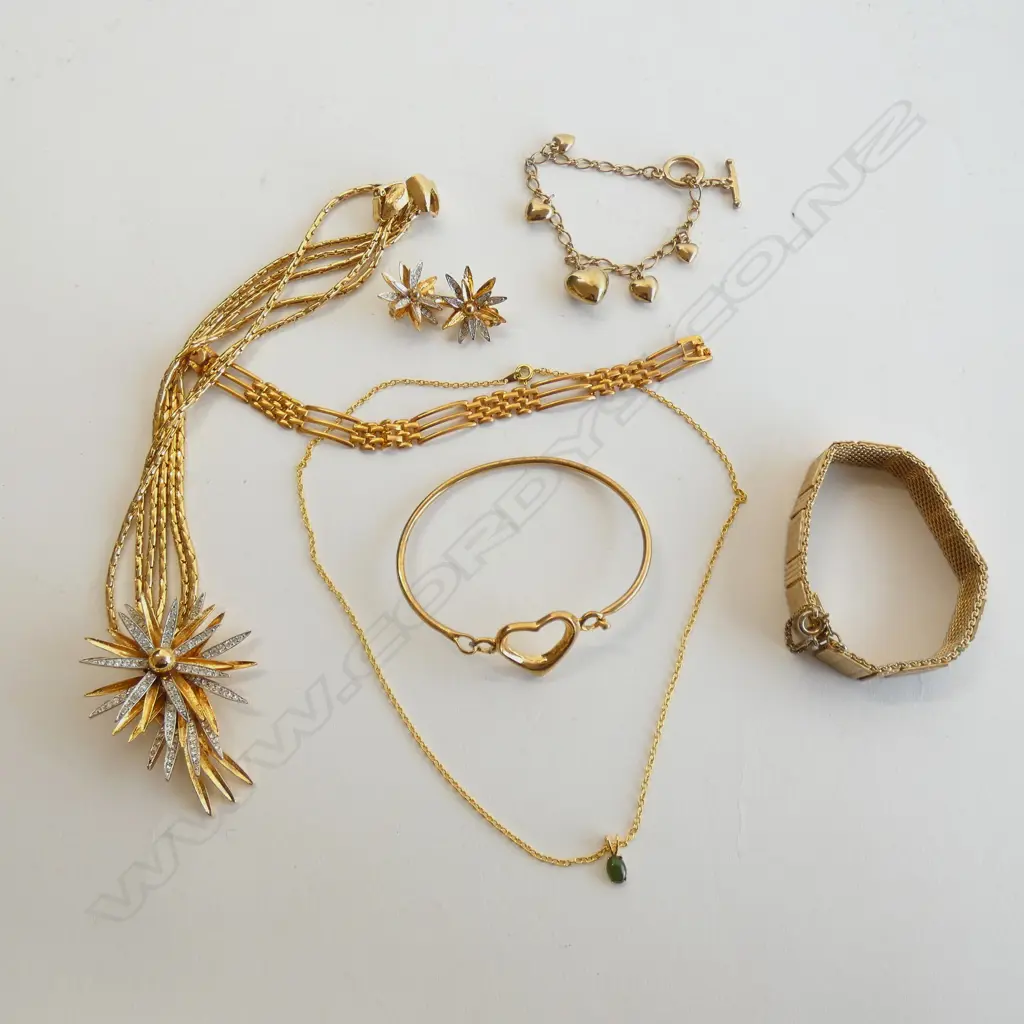 COLLECTION ASST. GOLD TONE COSTUME JEWELLERY Image 1++