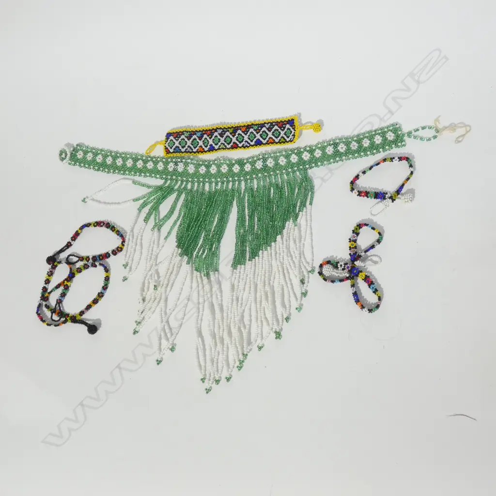 BAG STH AFRICAN BEADED JEWELLERY NECK PIECE / NECKLACES / BRACELET Image 1++