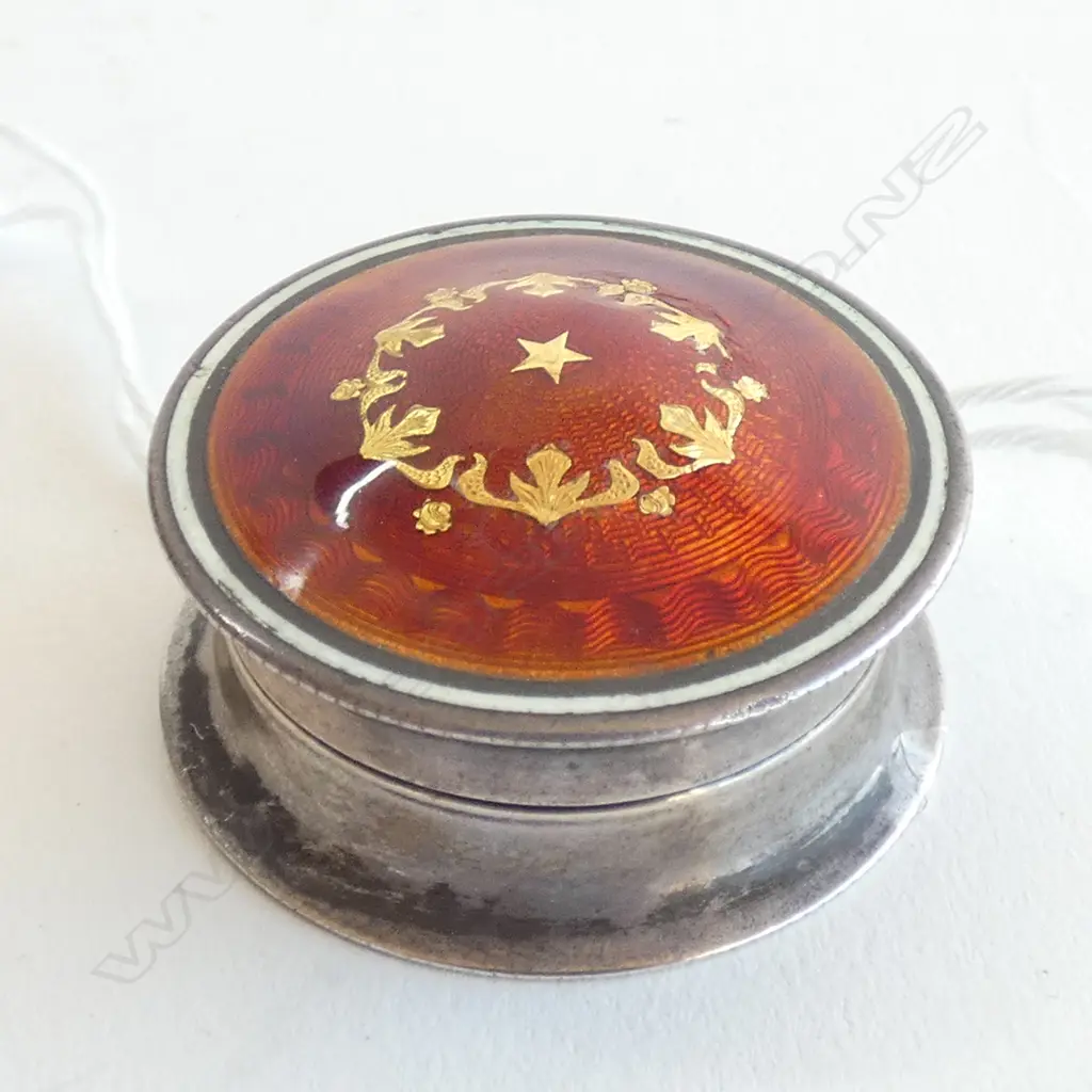 SILVER ENAMEL PILL BOX B'HAM 1910 18 GRAMS Image 1++
