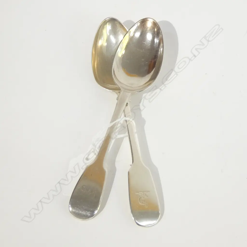 GEORGIAN SILVER DESSERT SPOON & VICTORIAN SILVER DESSERT SPOON FIDDLE PATTERN 85gm Image 1++
