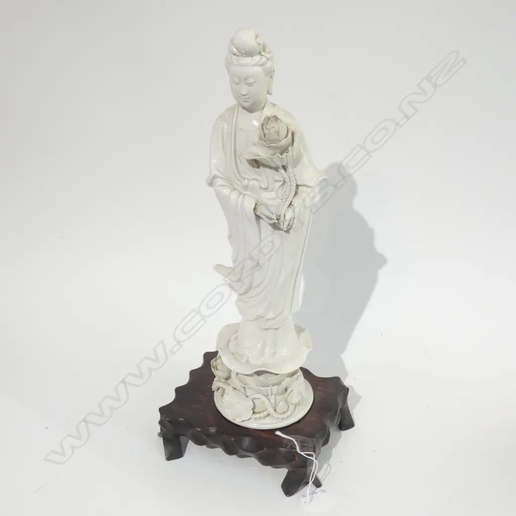 ORIENTAL WHITE PORCELAIN FIGURINE ON WOODEN BASE H. 480MM A/F Image 1++