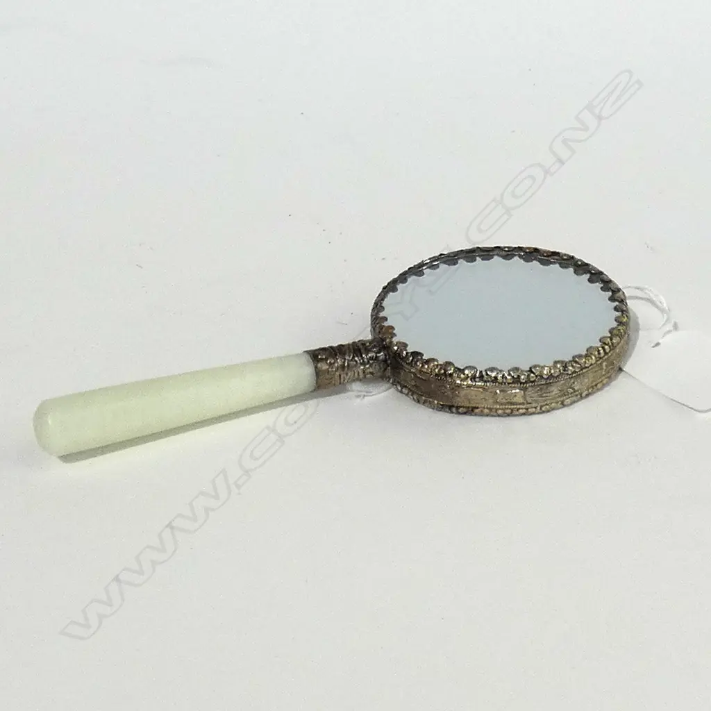 CHINESE MIRROR WITH JADE ? HANDLE H 140 MM Image 1++
